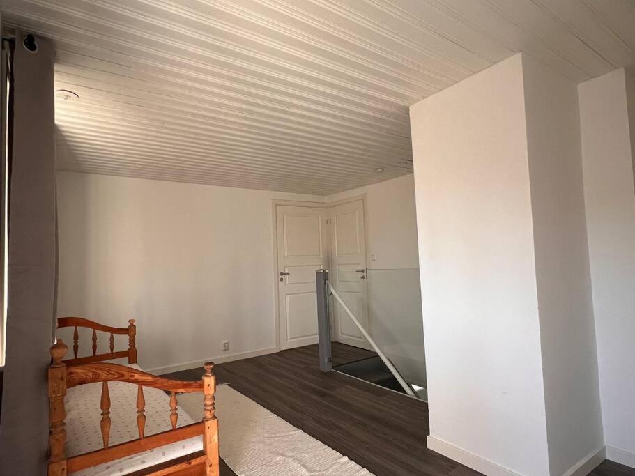 Lantlig Villa I Ljungbyhed エクステリア 写真