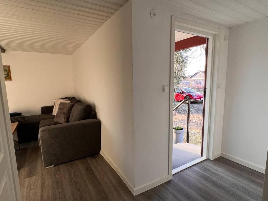 Lantlig Villa I Ljungbyhed エクステリア 写真
