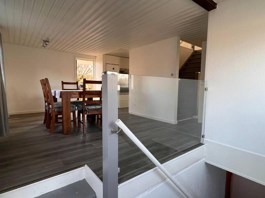Lantlig Villa I Ljungbyhed エクステリア 写真